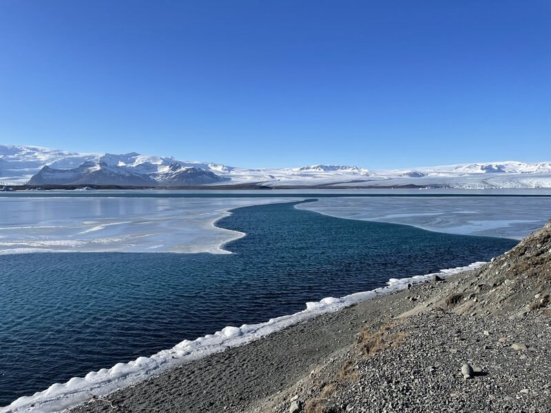 morceaux de glacier dans l'embouchure